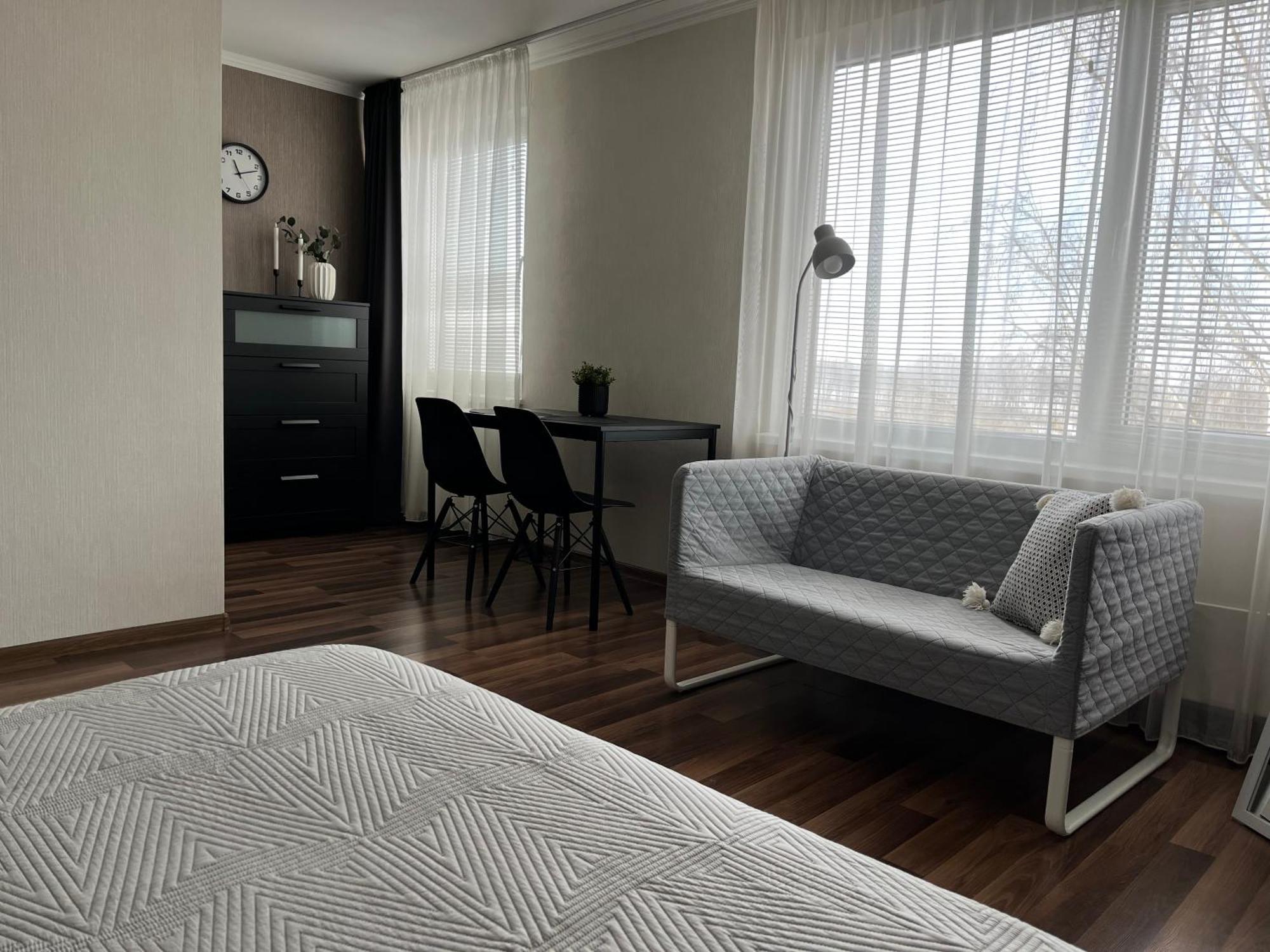 Vienibas Apartment เดากัฟปิลส์ ภายนอก รูปภาพ
